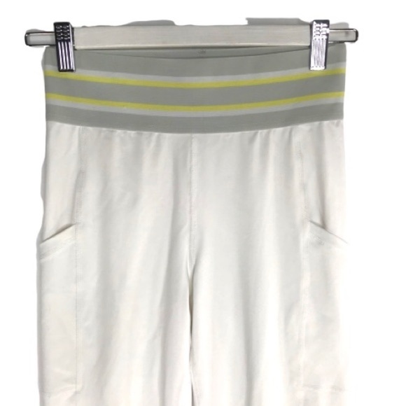 NWT-Aerie Chill Play Move White leggings - Picture 3 of 6